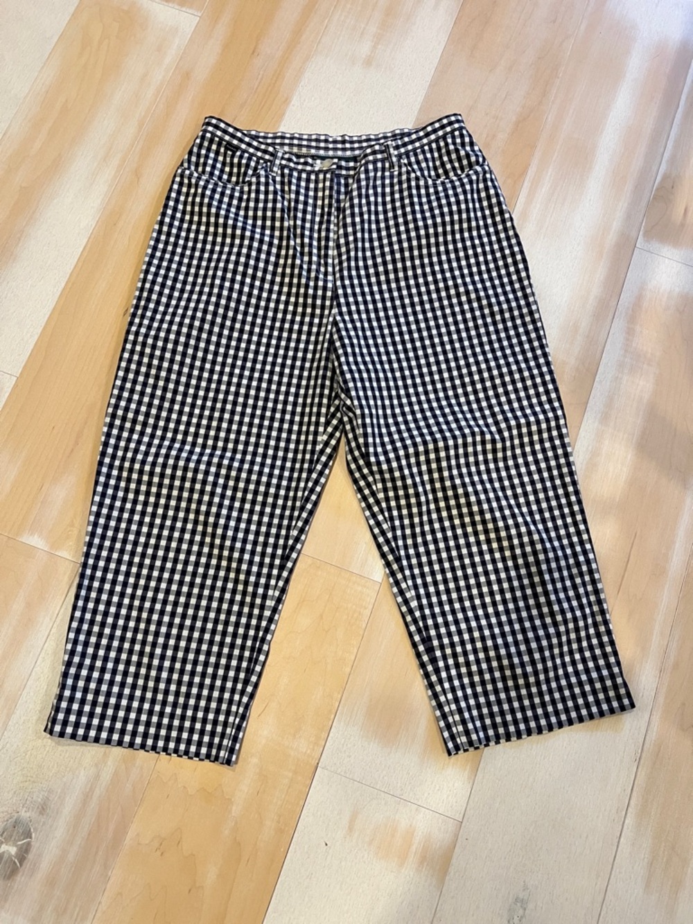 Ralph Lauren Navy and White Gingham Capris